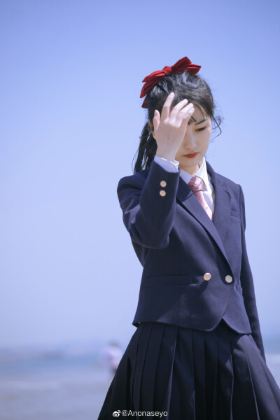 #jk日常#
盛夏
出境：@芸豆豆嗳
摄影： @Anonaseyo
#日常妆容##北京约拍##JK##jk日常# ​​​