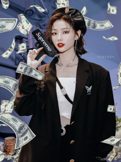 THE9 许佳琪
©太空废品漫游中