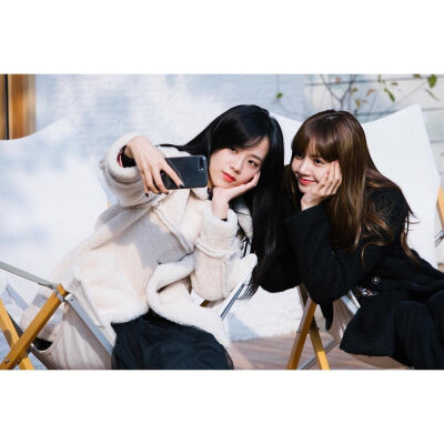 lisa with jisoo
荔枝cp
拿图请收藏专辑