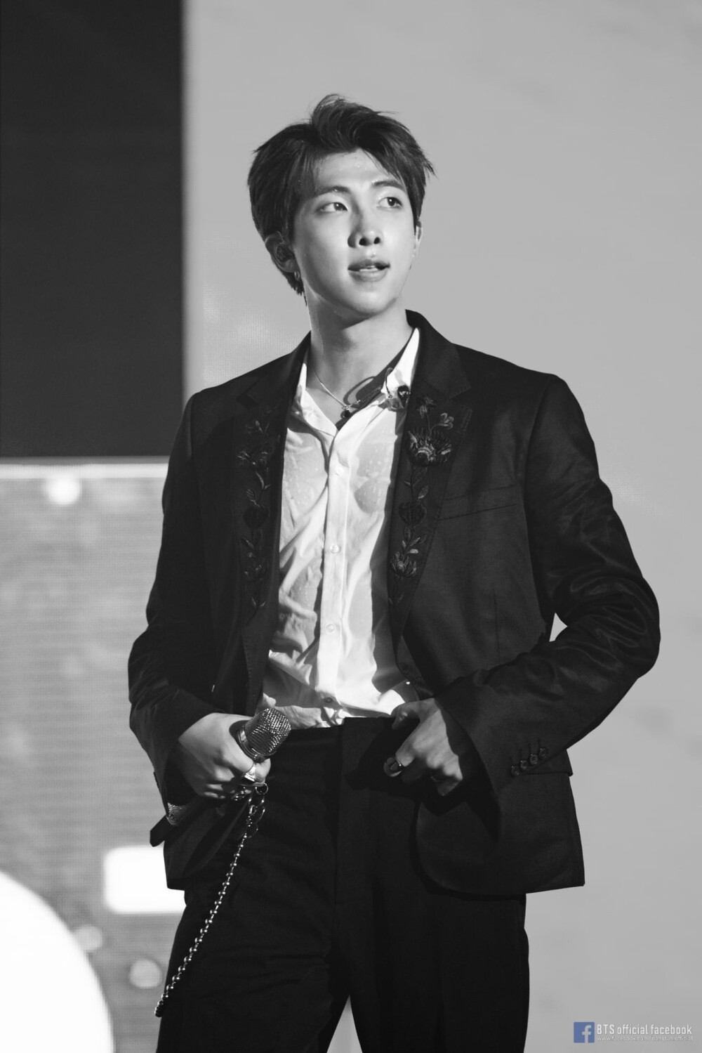 金南俊生日快乐