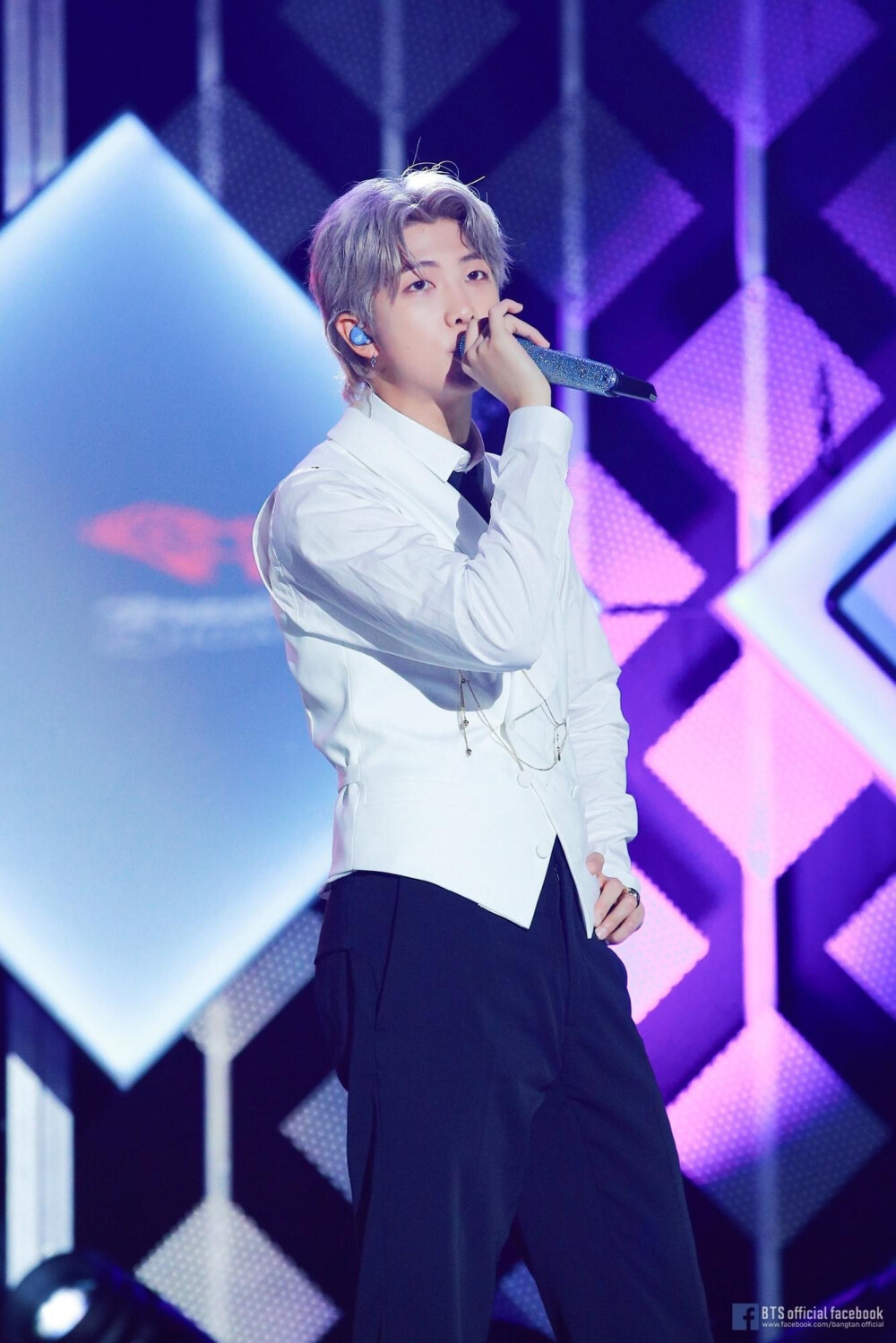 金南俊生日快乐