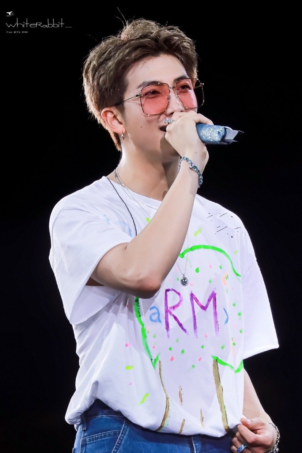 金南俊生日快乐