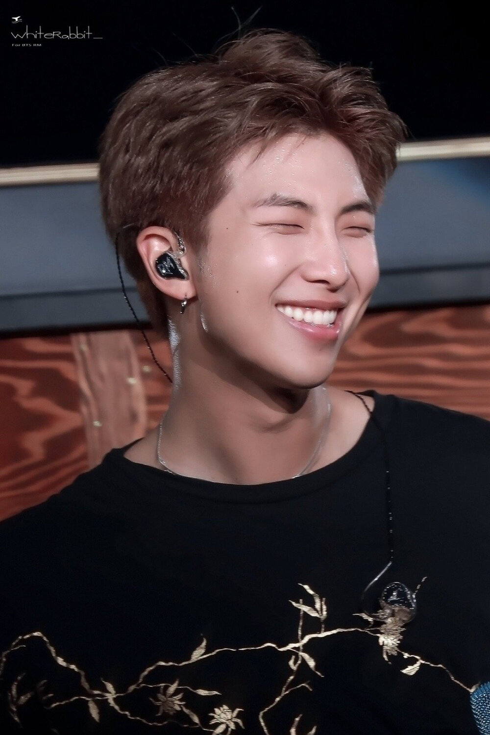 金南俊生日快乐