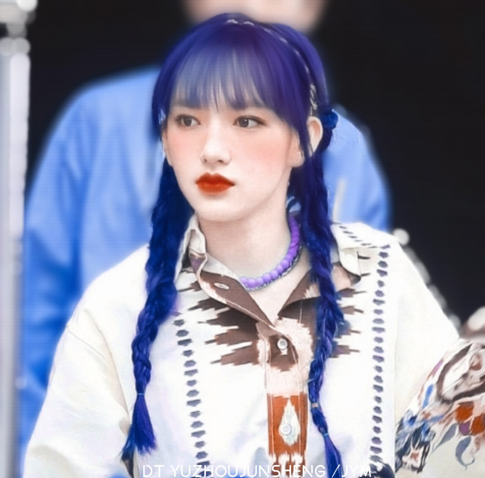 “注入血液_”
OrangeCatcher｜程潇_
二传注明dt渝州俊生or蒋以陌
配图书雯
宇宙少女程潇女艺人女爱豆头像背景套图配图