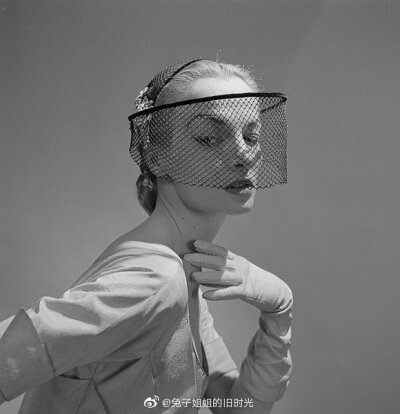 玛莎·博斯（Martha Boss），苏珊·德莱尼（Suzanne Delaney），多维玛·霍恩（Dovema Horn）等的黑白老照片 