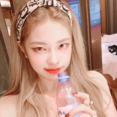 “嗬 命有几回合 擂台等着”
原截小照