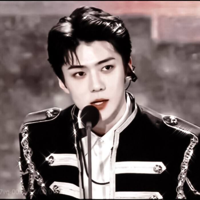 -
"等我厌倦了这圈子 就带你回家"
吴世勋 ohsehun.