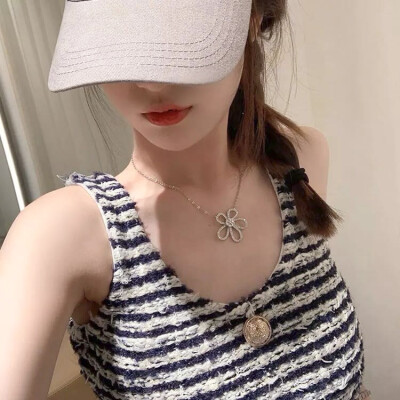 女头
诗梦瑶自截