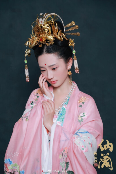 推特汉服：汉服精致妆容