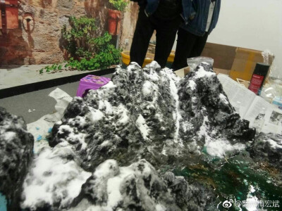 景观模型 雪域风景
雪山风貌 喜欢静距离观看这一滩清泉 喜欢宝石绿的水 身临其境 乐在其中