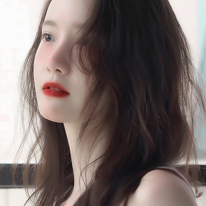 
：到此为止。我的意思是。我对你的喜欢。到此为止
林允儿
原林柚稚