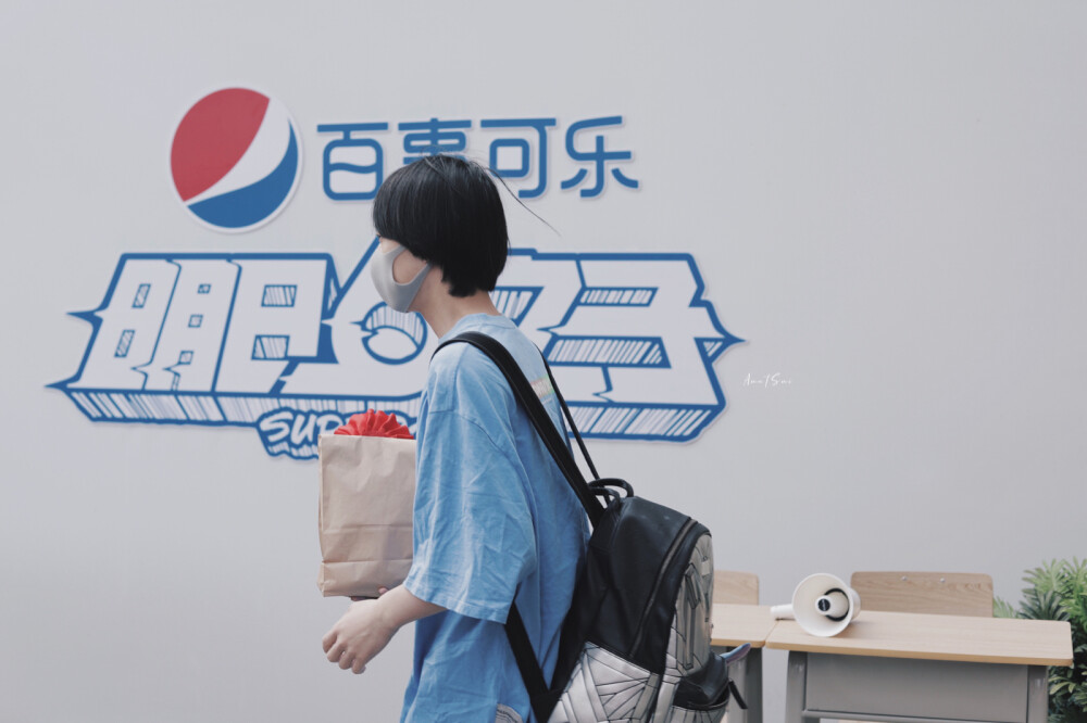 李润祺 毕业快乐