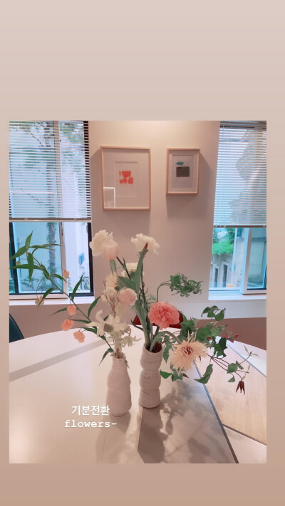 郑丽媛 ♥ ♥ ♥
INS：yoanaloves