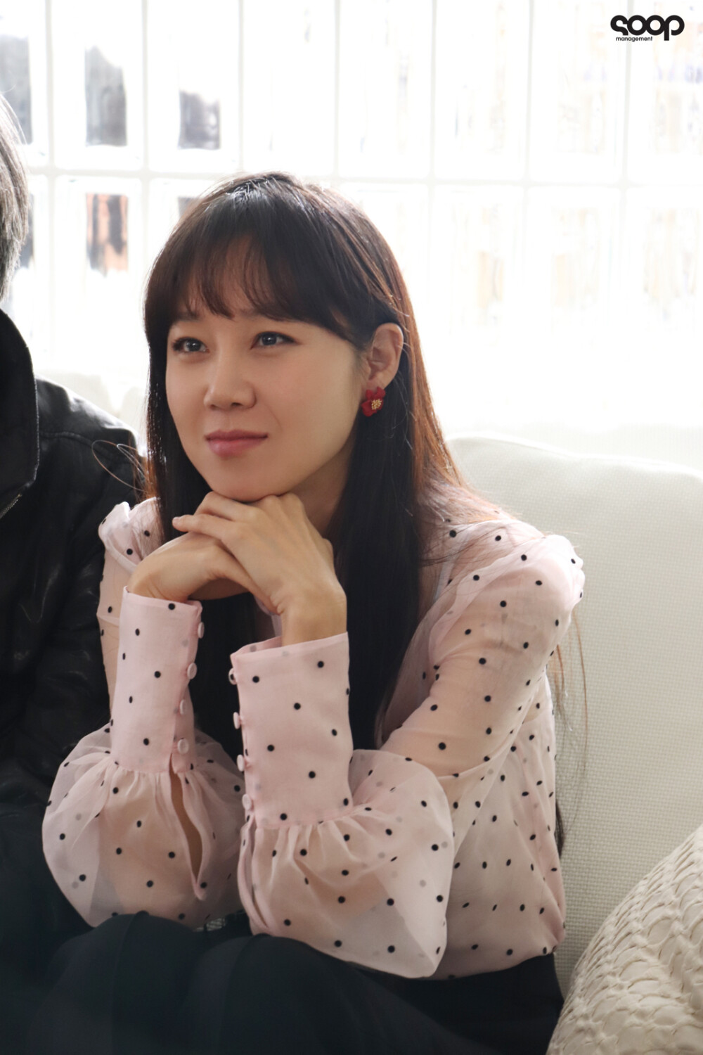 孔晓振 ♥ ♥ ♥
INS：rovvxhyo