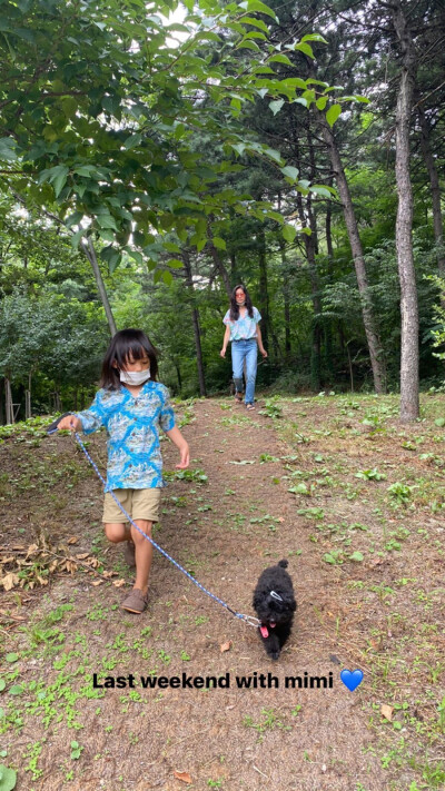 孔晓振 ♥ ♥ ♥
INS：rovvxhyo