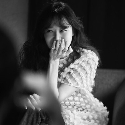 孔晓振 ♥ ♥ ♥
INS：rovvxhyo