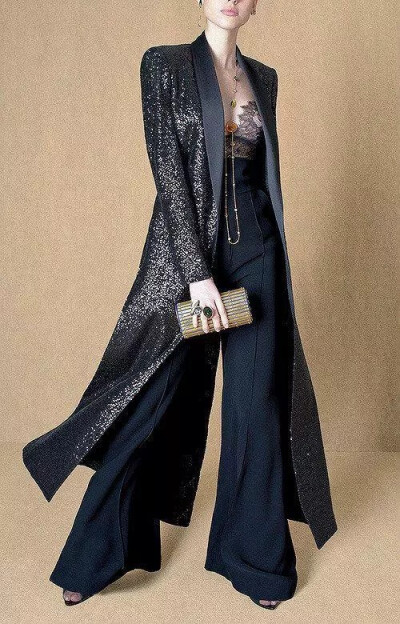 Elie Saab Pre-Fall 2020 Collection：每条裙子都好美，喜欢腰间的蝴蝶结设计。