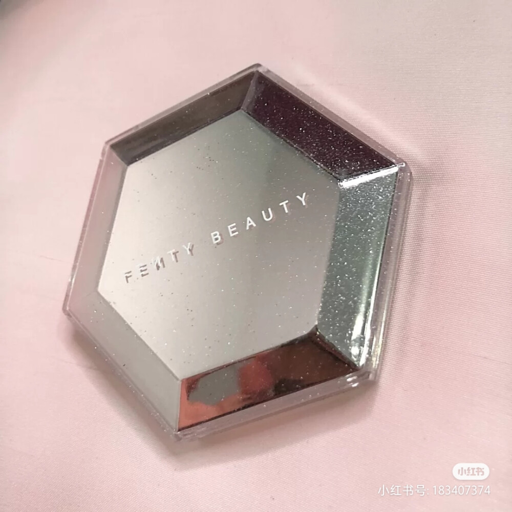 Fenty Beauty钻石高光