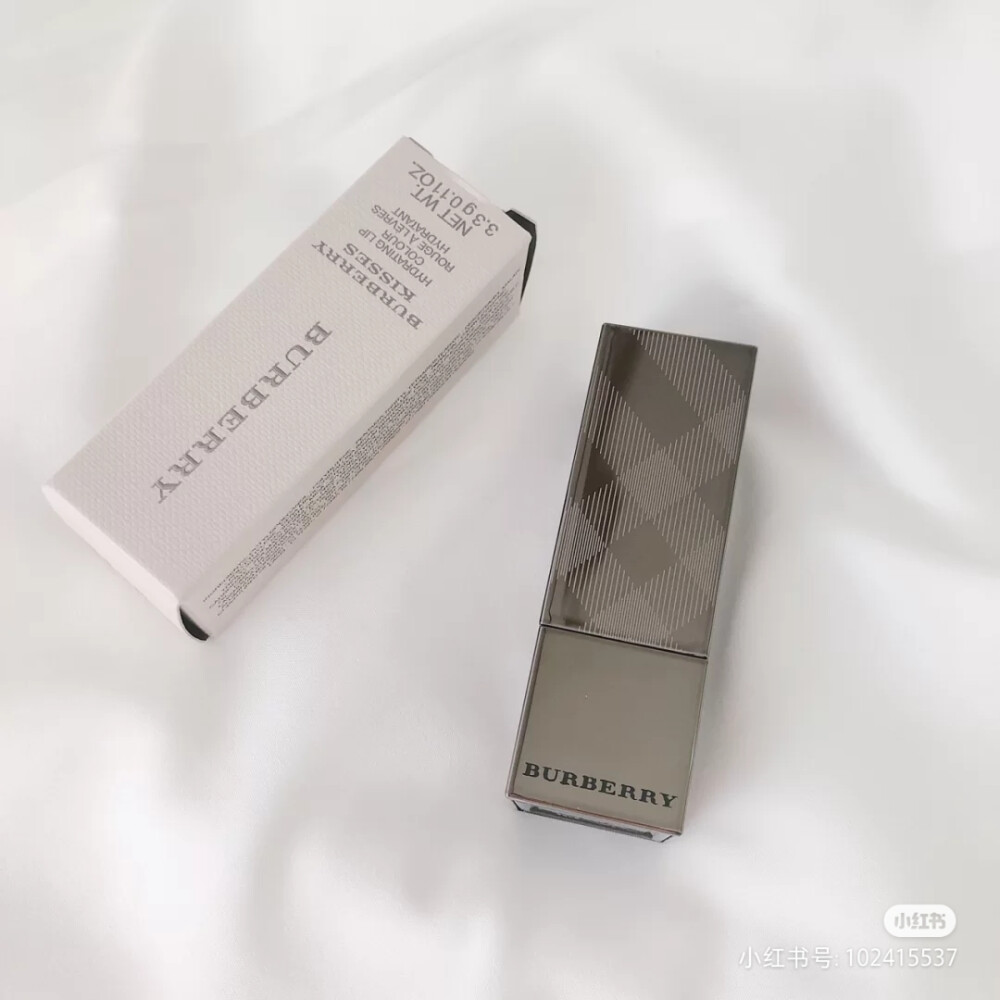 Burberry 93口红