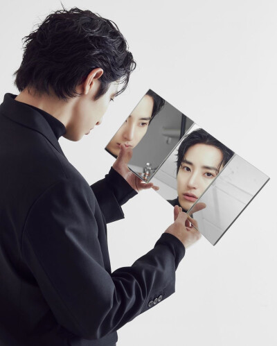 이수혁 