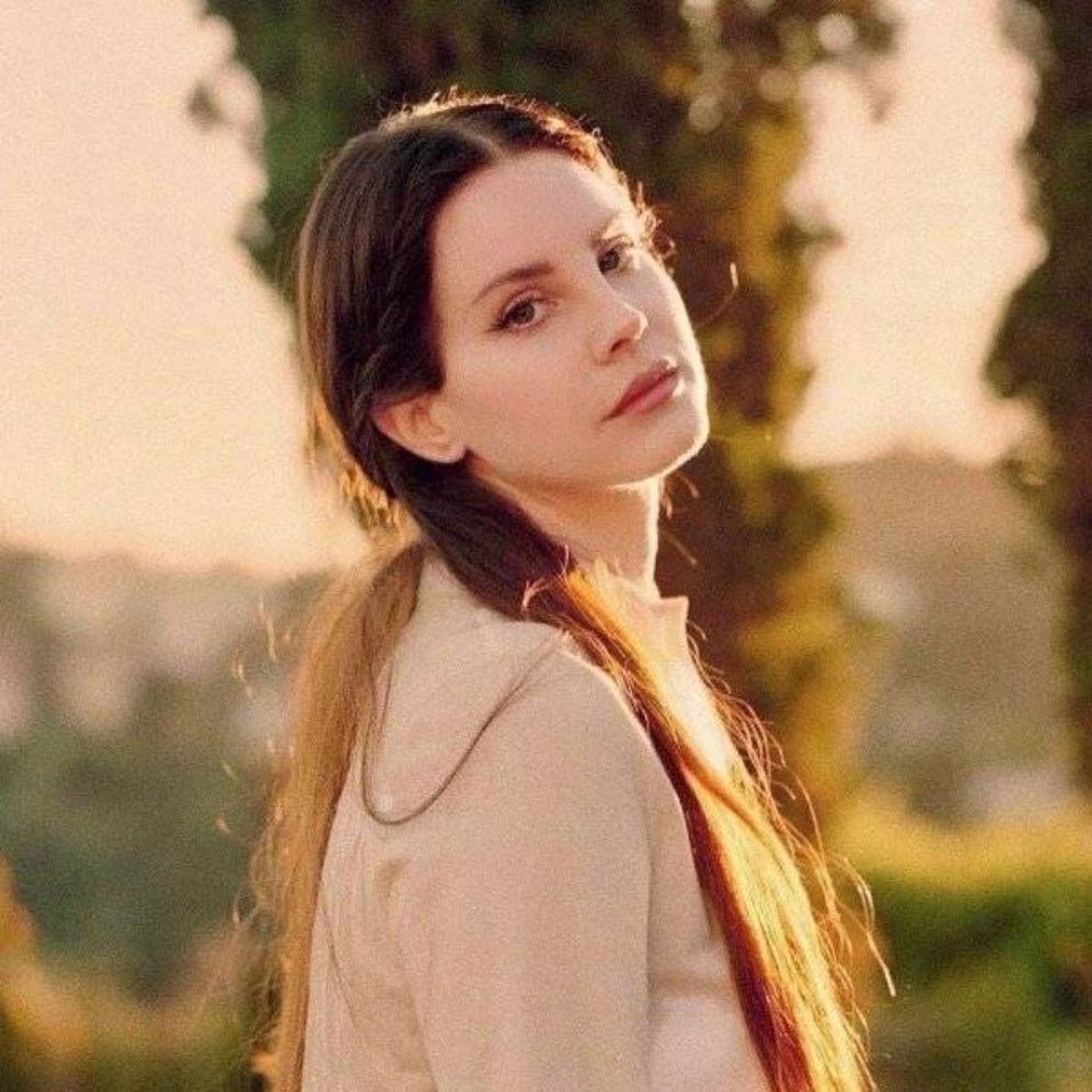 Lana Del Rey打雷姐