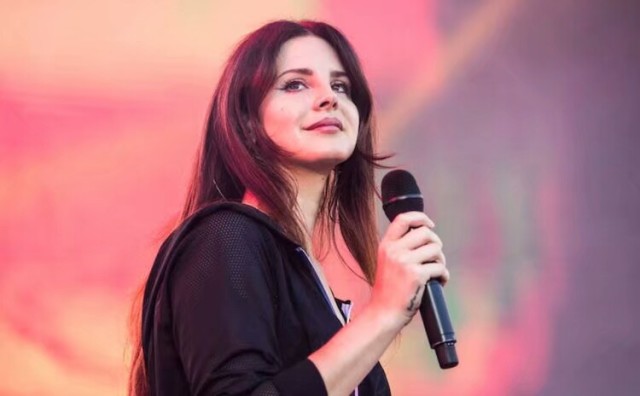 Lana Del Rey打雷姐