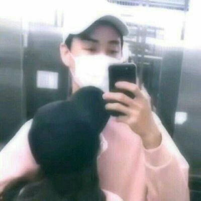 有点像胡一天的情头