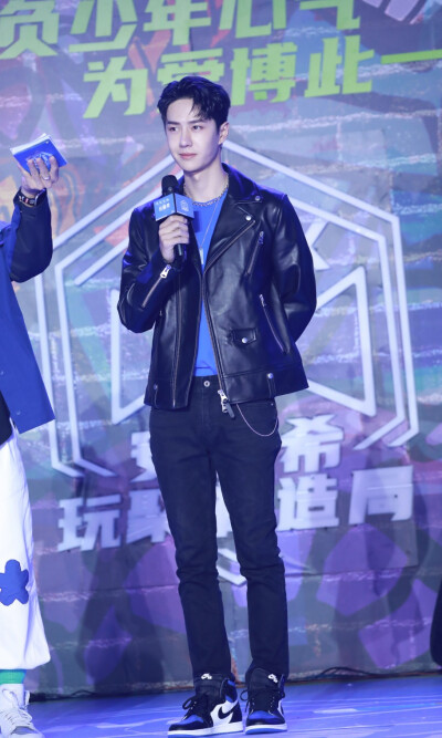 200919 安慕希玩聚制造局 @UNIQ-王一博【生图未修】cr:logo