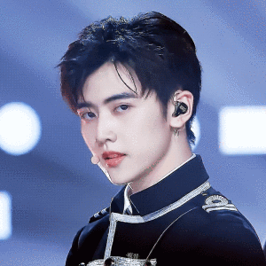 焉栩嘉 壁纸 r1se 元气爱豆 帅 - 堆糖