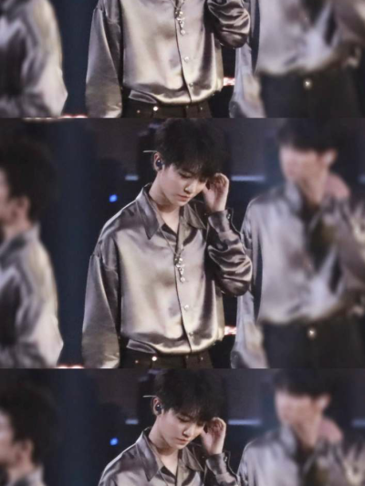 To：全世界最好的王俊凯
我比流言更早认识你，不为名利而来，不因流言而离开；第一眼惊艳，第二眼沦陷，第三眼不负相遇
现在是是21世纪，你的名字21画，今年你21岁，时间21号，一切刚刚好，小螃蟹祝你生日快乐！以后…