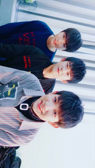 TFBOYS 合体.