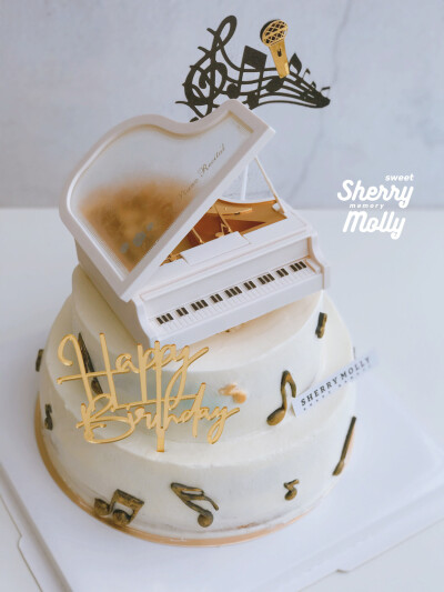 #SHERRY Molly家の下午茶#—『双层原味cake』音符包围 钢琴在上～整个氛围都优雅起来了呢～ 爱音乐 爱钢琴 超适合哒