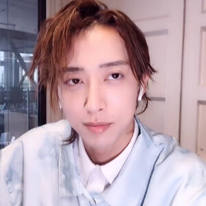 畅哥表情包
自截无字
一粉顶十黑

有些人仗着自己长得好看就一点都不注意表情管理（狗头保命）