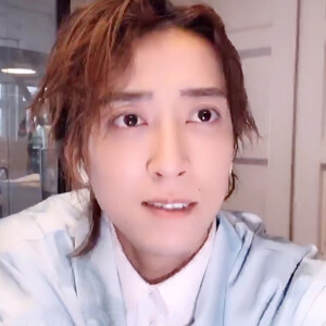 畅哥表情包
自截无字
一粉顶十黑

有些人仗着自己长得好看就一点都不注意表情管理（狗头保命）