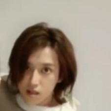 畅哥表情包
自截无字
一粉顶十黑

有些人仗着自己长得好看就一点都不注意表情管理（狗头保命）