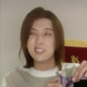 畅哥表情包
自截无字
一粉顶十黑

有些人仗着自己长得好看就一点都不注意表情管理（狗头保命）