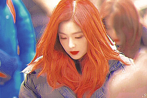 
@只要在你身边
I can't miss you without me

图源bemybrownie91
          林燃
