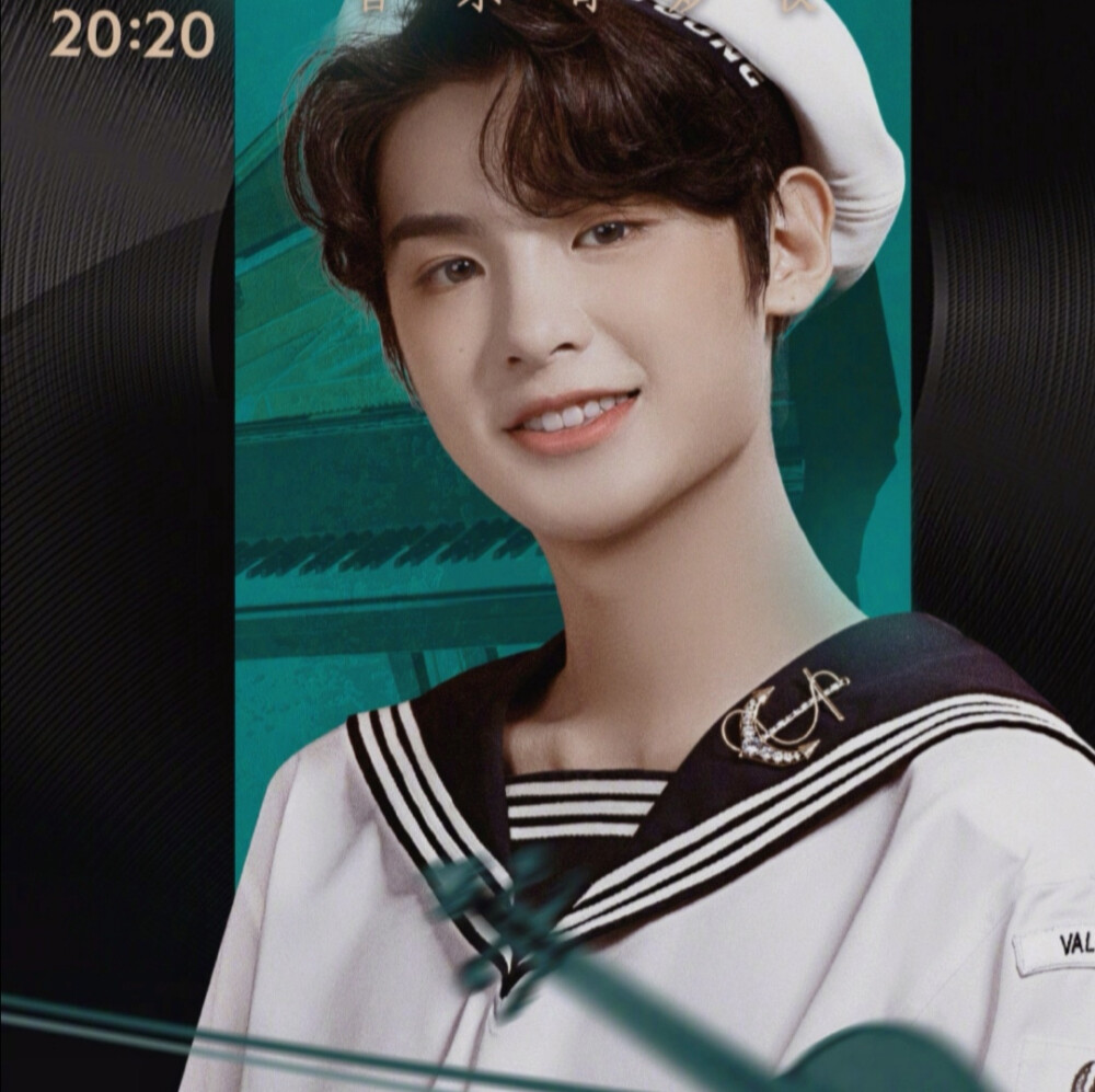 黄明昊 水手服