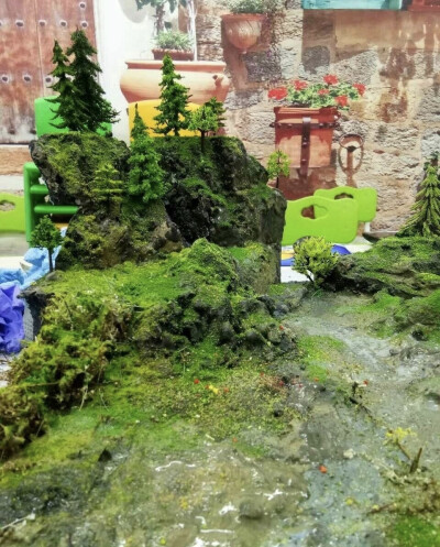 梅宏斌原创作品景观模型 刚开始的作品 学习创作
刚开始接触模型 很感兴趣尝试创作