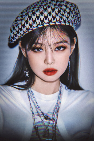 jennie▸