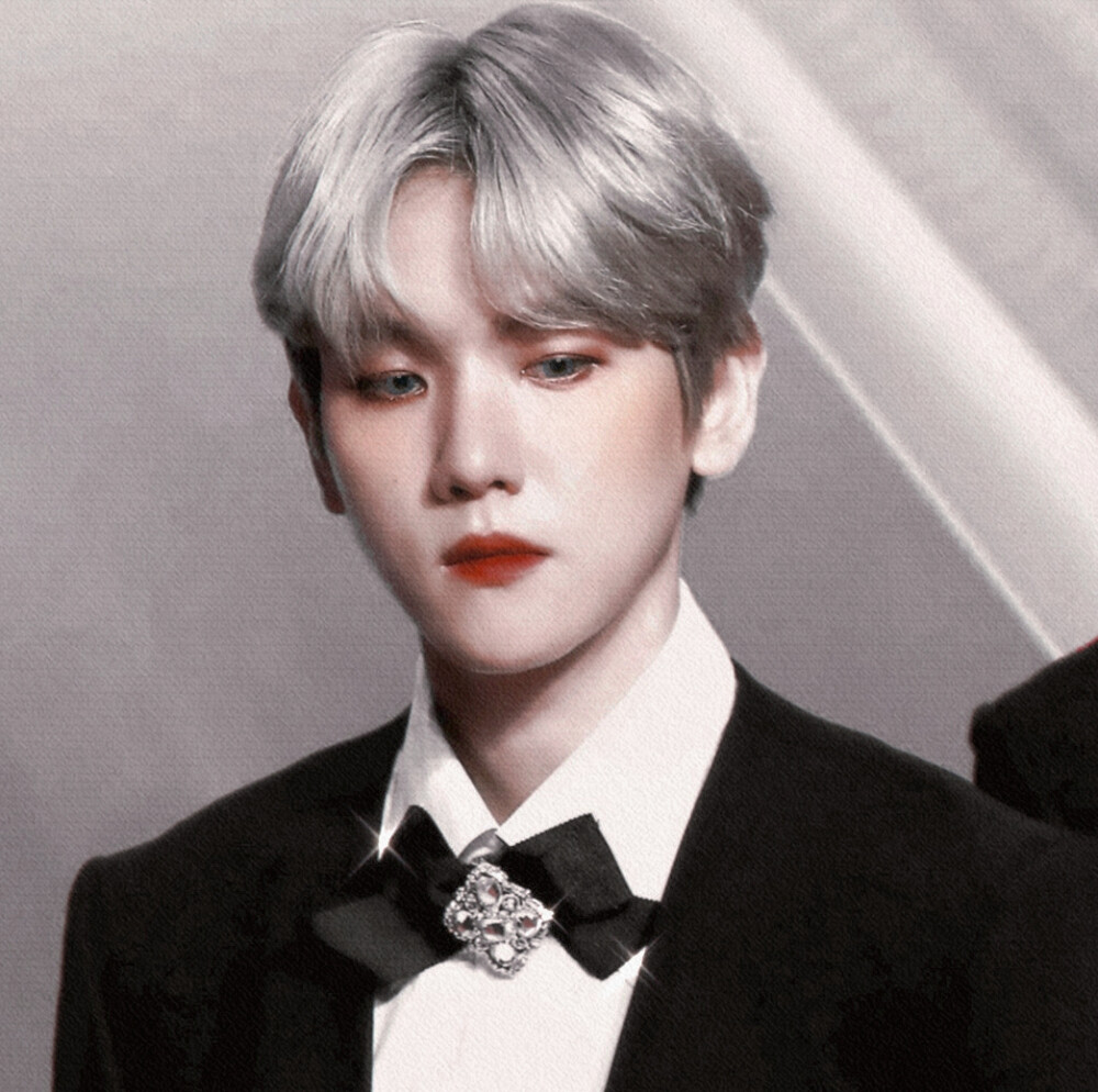 
·你冷脸相待，我苦笑嫣然，是否该怪时间的偏待，早一点，再早一点遇见，我又是否可以取代。
背景乔殃。