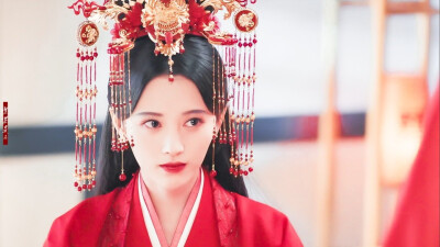 新白娘子传奇|鞠婧祎×白素贞
cr：嘿嘿是子