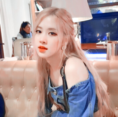 
＃ONLY LOOK AT ME♪
＃朴彩英ROSÉ
＃程昕
