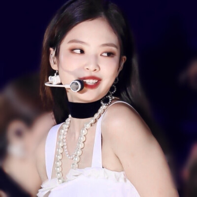 金智妮 Jennie
blackpink
cr.logo