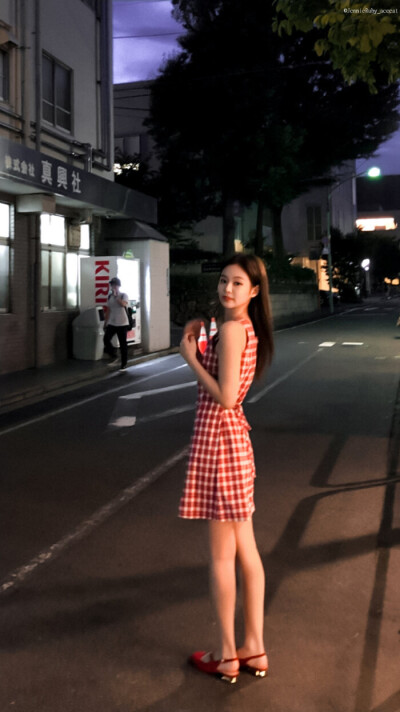 金智妮 Jennie
blackpink
cr.logo