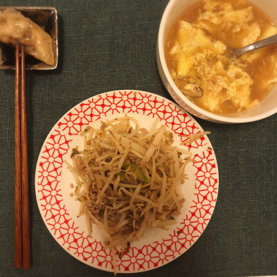 青椒镶肉 香菇虾仁饺 都是mini份