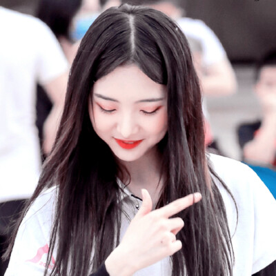 郑乃馨/by苏雪缨 @OXYJANE