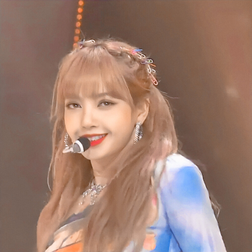 ★Lisa
©朴安冉
禁二改二传注明沈佳萘or兔栗烤奶