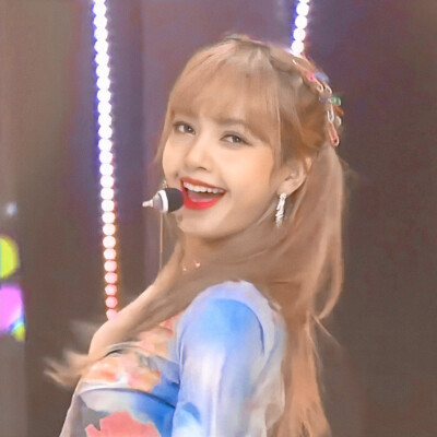 ★Lisa
©朴安冉
禁二改二传注明沈佳萘or兔栗烤奶