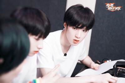 《少年ON FIRE》
©苏旻玧